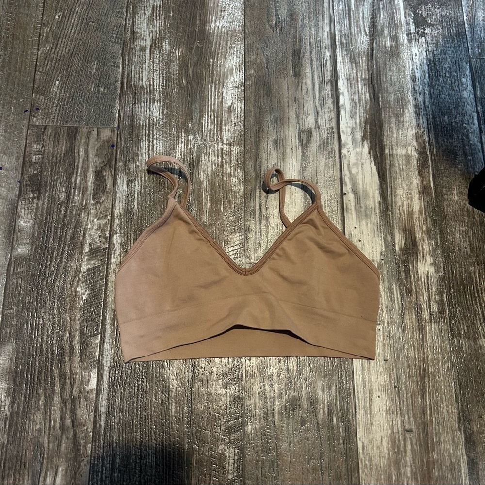 SKIMS Tan Seamless Bralette